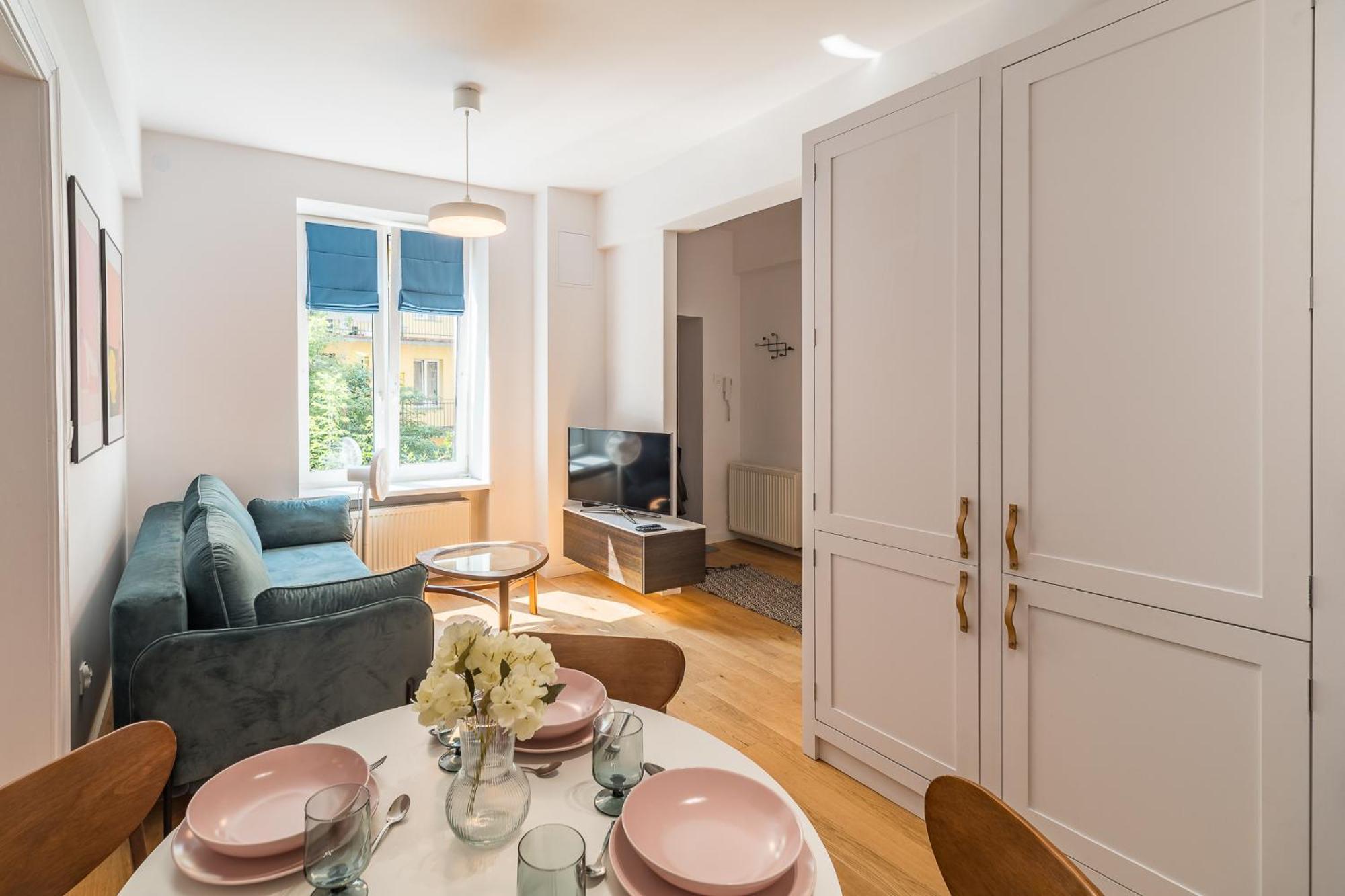 Apartament Wawel - Location, Workspace - By Rentujemy Kraków
